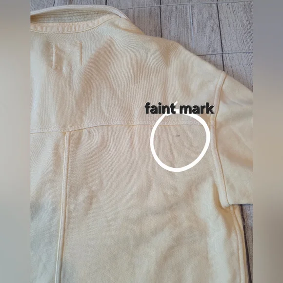 Aerie Size XS Oversized Butter yellow Button Collared Casual Lumberjane Soft - Picture 6 of 9